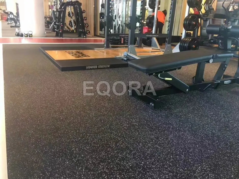 Резиновые рулонные покрытия для спортивных залов из крошки в Ларьяке